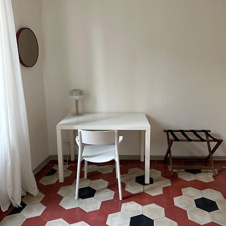 Number 99 Apartment Bergamo Luaran gambar