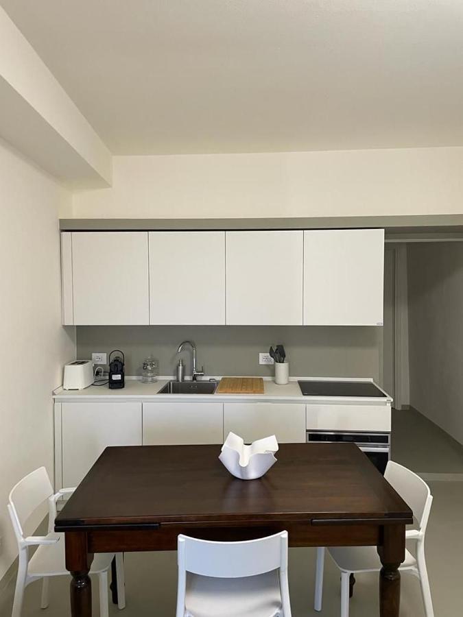 Number 99 Apartment Bergamo Luaran gambar