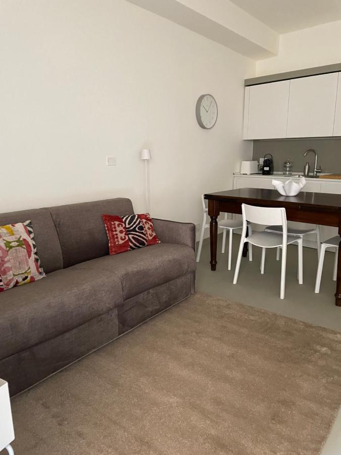 Number 99 Apartment Bergamo Luaran gambar